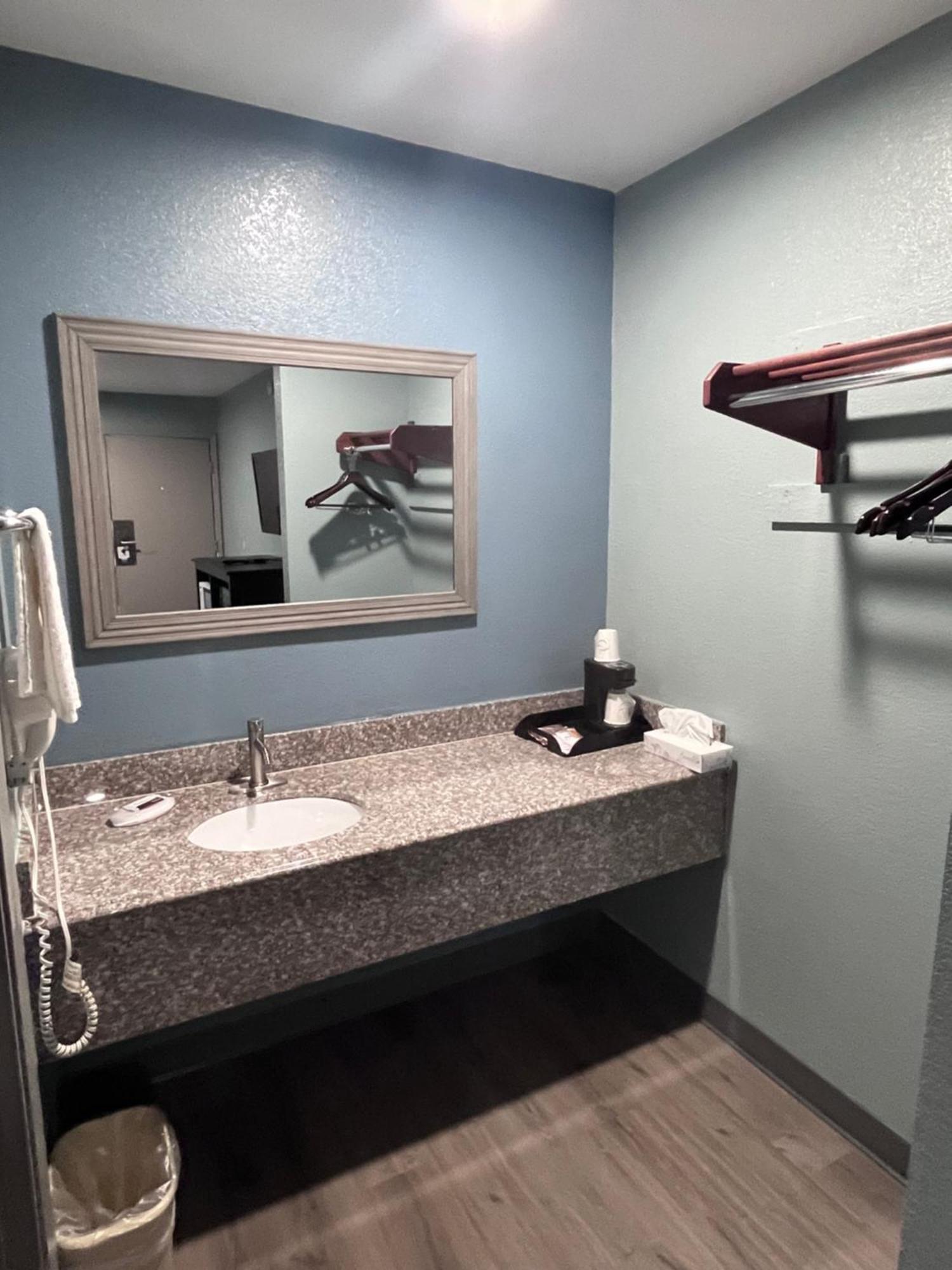 Ozark Inn Mena Dış mekan fotoğraf